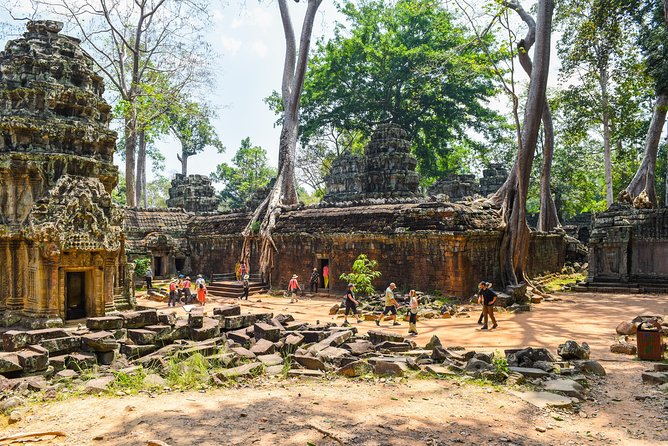 Private Full-Day Angkor Temple and Sunset Viewing with Lunch - A 9 a.m. start and a private ride from Siem Reap