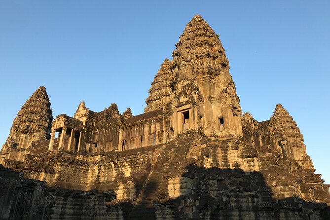 Private Guided Angkor Wat Tour by Lady Tuk Tuk with Monk Blessing - Key points at a glance