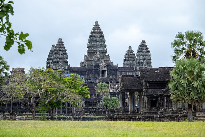Private Guided Tour To Angkor Wat & Its Surrounding-Angkor Park - Key points at a glance