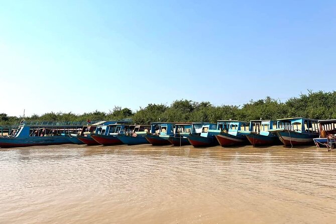 Private Kompong Phluk Floating Village Guided Tour - Why Kompong Phluk feels different from Siem Reap