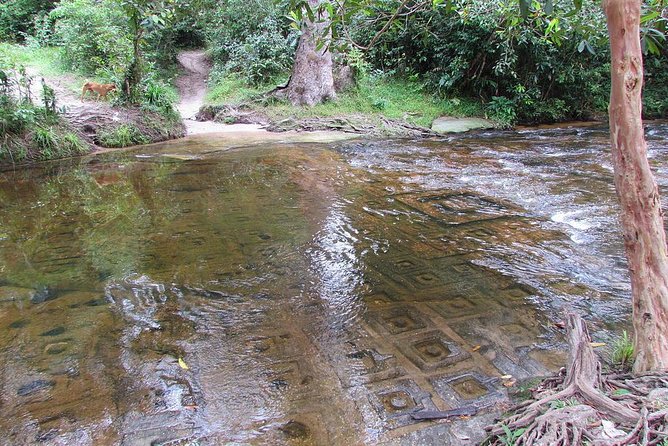 Private Kulen Mountain and Beng Mealea Temple Tour - Two hours exploring Beng Mealea