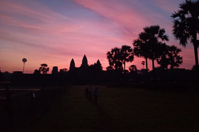 Private One Day Tour with Sunrise at Angkor Wat - What the private format changes