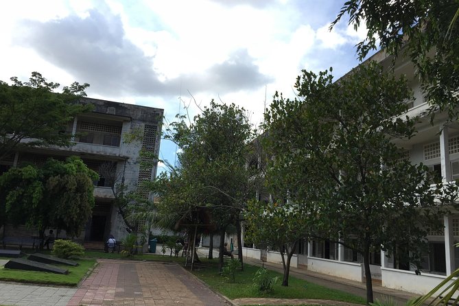 Private One Day Trip in Phnom Penh Capital City - Who should book this experience?