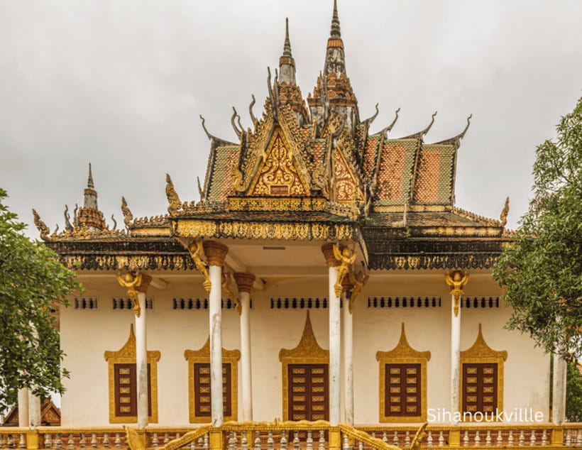 Private Sihanoukville Experience - One Lion Circle and the city’s public symbols