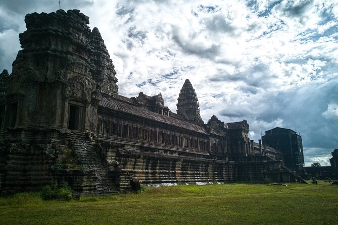 Private Sunrise Angkor Wat Tour with pickup from your hotel - Why the sunrise plan works at Angkor Wat