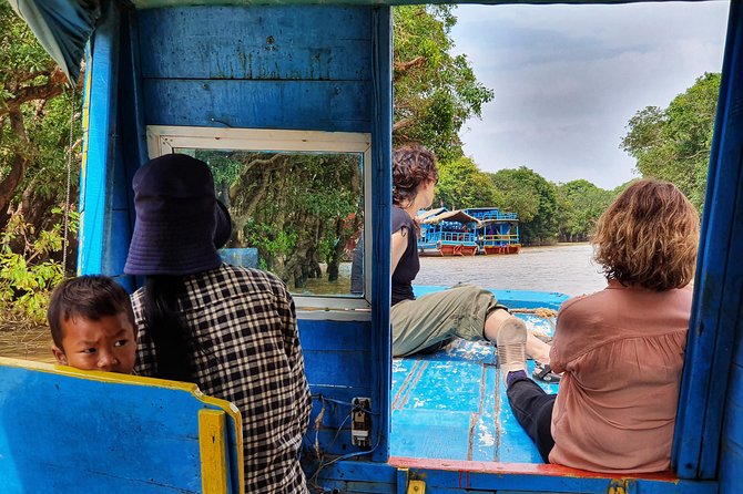 Private sunrise tour to Angkor Wat & other highlights with Professional Guide. - Srah Srang: the practical breakfast pause