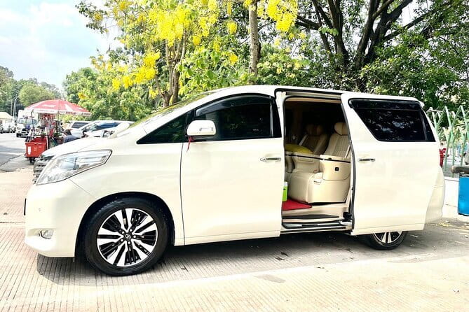 Private Taxi Phnom Penh - Kampot Overland Transfer - Picking the right vehicle for your group