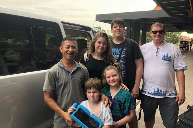 Private Taxi Phnom Penh to Battambang - Choosing between the SUV and minivan