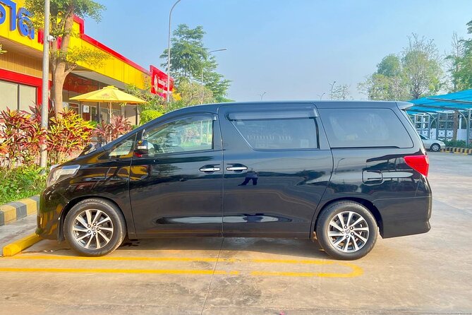 Private Taxi Siem Reap to Sihanoukville English Speaking Driver - Pickup in Siem Reap and the first hours on the road
