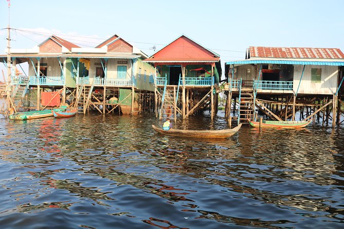 Private Temples and Lake Explorer - Tonle Sap Shows a Working Lake
