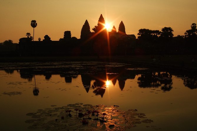 Private Temples Guided Tour (Angkor Wat, Ta Prom & Angkor Thom) - The breakfast stop in Siem Reap