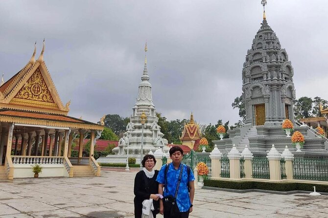 Private Tour: Phnom Penh City Tour Full Day - Tuol Sleng, where the day turns difficult