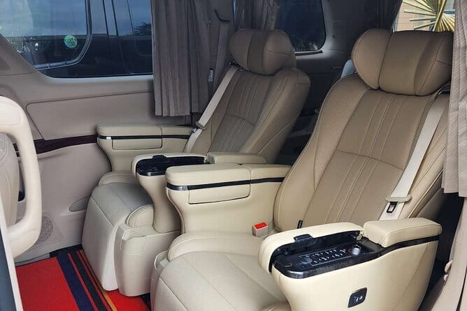 Private Transfer from Phnom Penh to Siem Reap by VIP Alphard 2010 - A luxury seat for a long Cambodian road trip