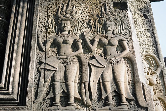 Private Tuk Tuk Tour to Angkor Wat and Small Circle with Two Extras - Starting at Angkor Wat’s East Gate