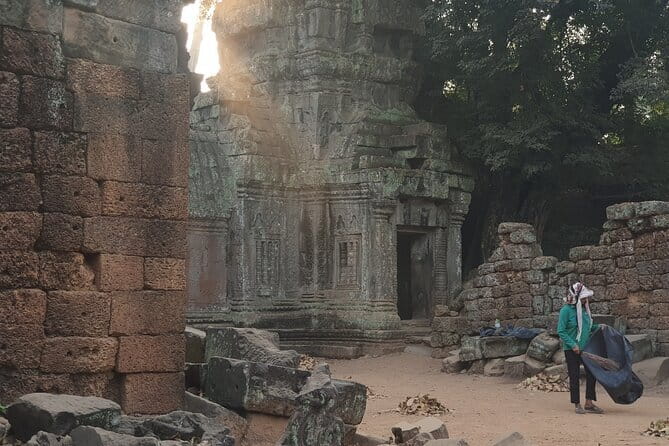 Private Two Days Siem Reap Temples Discovery Guided Tour - Day 2: Phnom Kulen and the mountain’s sacred sites