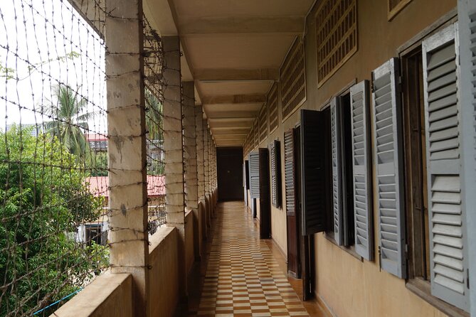 Remnants of a Khmer Rouge Era - How to make the half-day work well