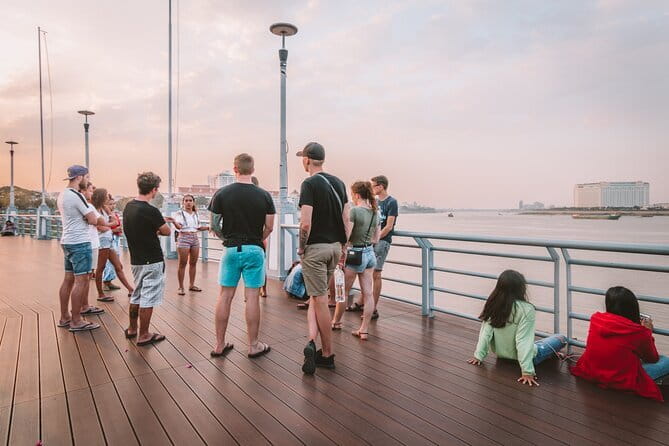 Riverside Walking Tour with Snack, Drinks & Local Ferry Ride - The ferry ride and sunset views