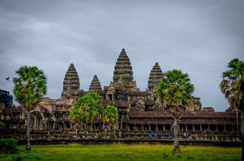 Seat-In-Coach: Small Circuit tour with Sunrise at Angkor Wat - Key points to know before booking
