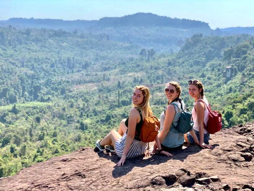 Shared tour: Kulen Mountain & Waterfalls - Small group - The large reclining Buddha statue