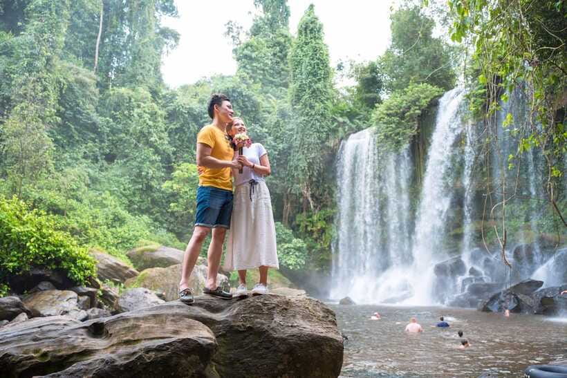 Shared tour: Kulen Mountain & Waterfalls - Small group - Palm sugar and the route back to Siem Reap
