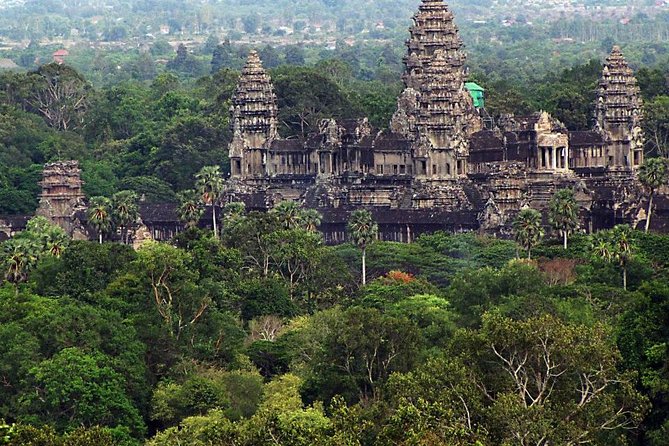 Shared Tour to Angkor Wat, Bayon and Ta Prohm Temples - How the Transport Changes the Day