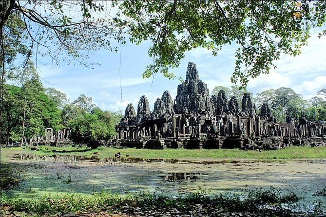 Shared Tour to Angkor Wat, Bayon and Ta Prohm Temples - Angkor Wat: Three Hours at Cambodia’s Great Temple