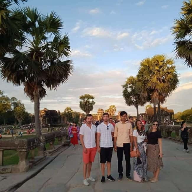 Siem Reap: 2-Day Private Angkor Wat & Angkor Temples Tour - What the $245 price really covers