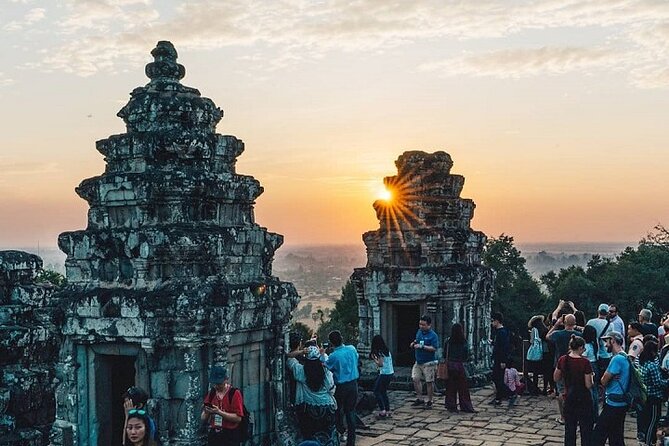 Siem Reap 2-Day Private Angkor Wat Tour with Sunrise - Transport, group size, and comfort