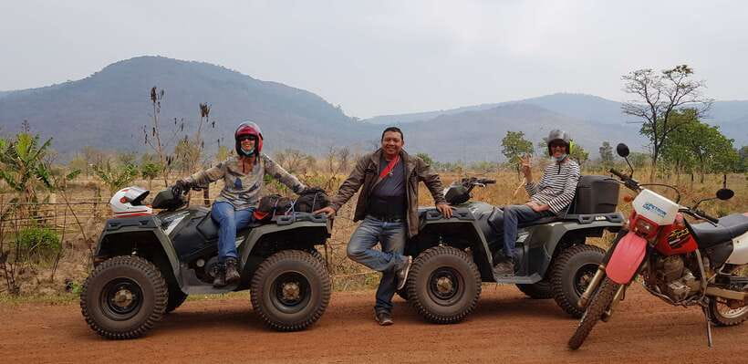 Siem Reap: 4-Hour Countryside Quad Bike Tour - Riding a Polaris through village lanes