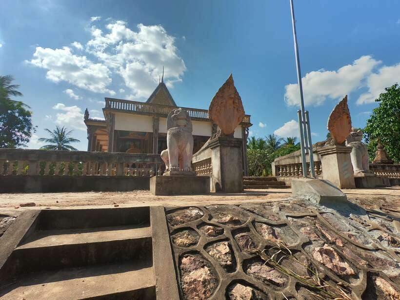 Siem Reap: 6-Hour Easy Rider Motorbike Tour - The afternoon ride and what the roads demand