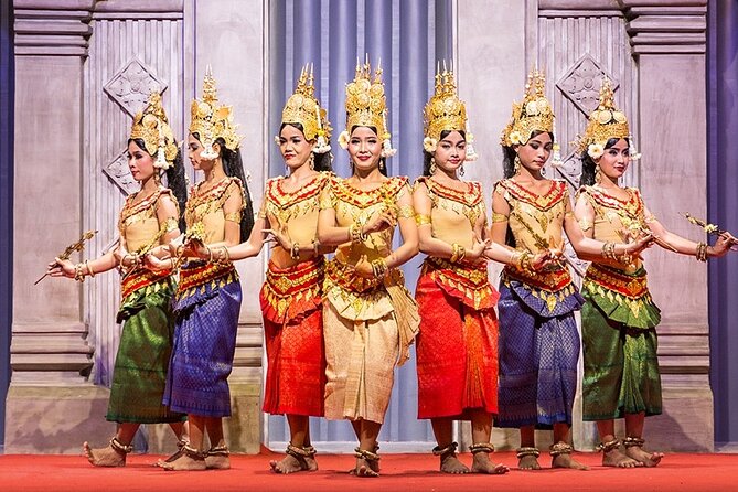 Siem Reap: Amazing Apsara Dance Show with Dinner &Hotel Transfers - Food expectations and small ways to prepare