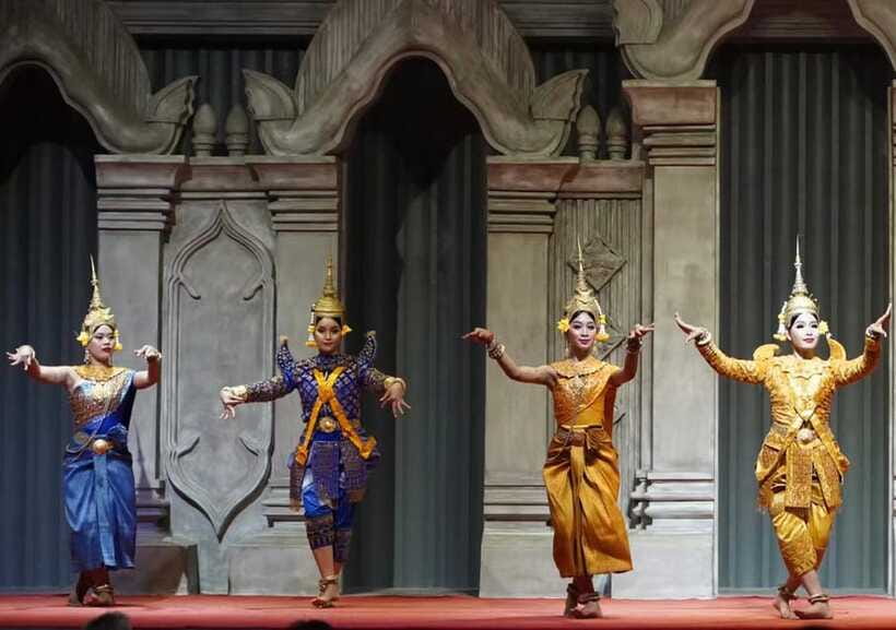 Siem Reap: Amazon Angkor Buffet Traditional Fairy Dance Show - Simple tips for getting more from the evening