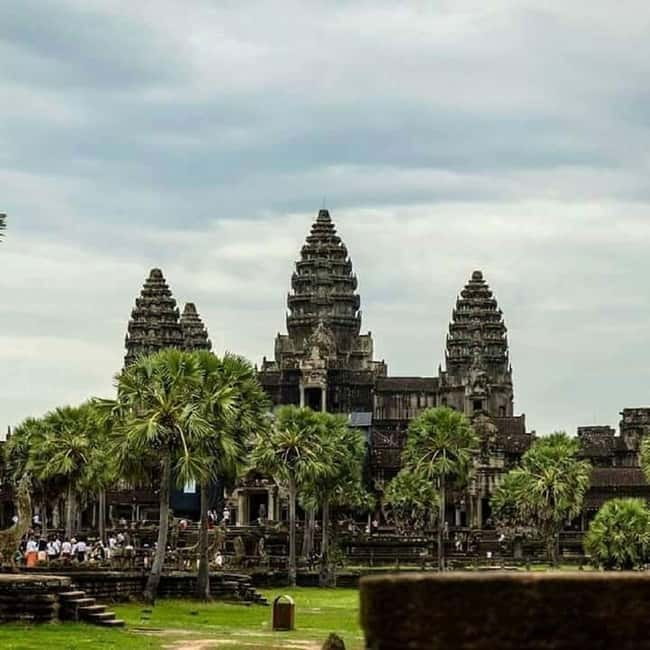 Siem Reap: Angkor 1-Day Private Tour with Sunset or Sunrise - The one-day route, from Ta Prohm to Angkor Wat