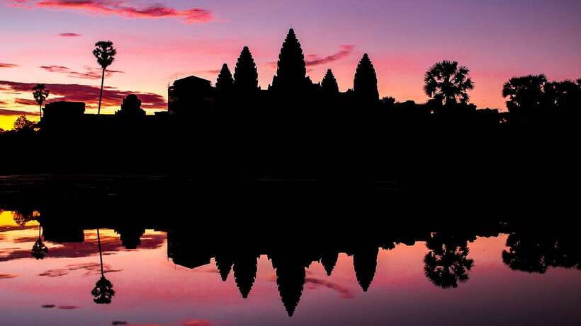 Siem Reap: Angkor Sunrise 1- or 2-Day Guided Temples Tour - Neak Pean and Preah Khan on the Grand Circuit