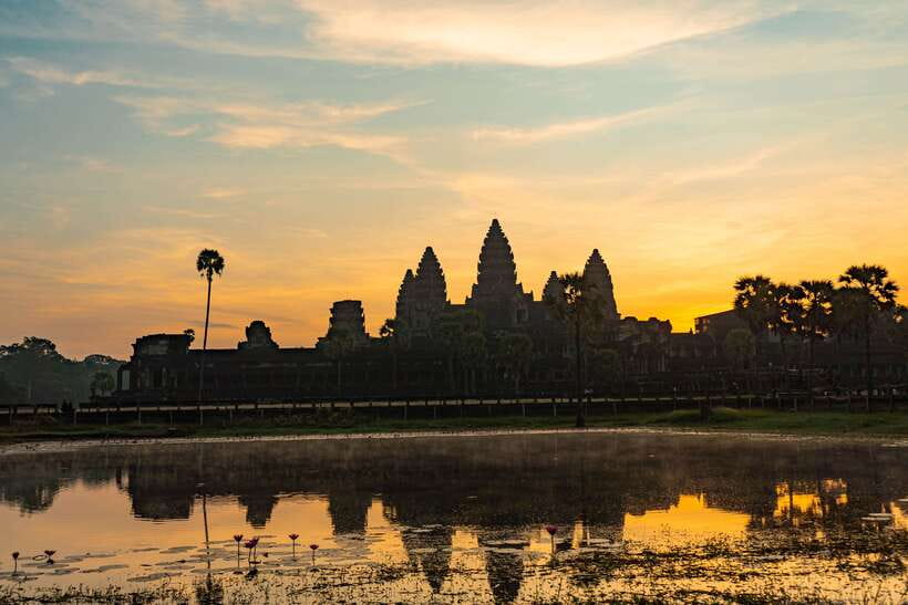 Siem Reap: Angkor Sunrise 2 Days Guided Bike Tour - Key points at a glance