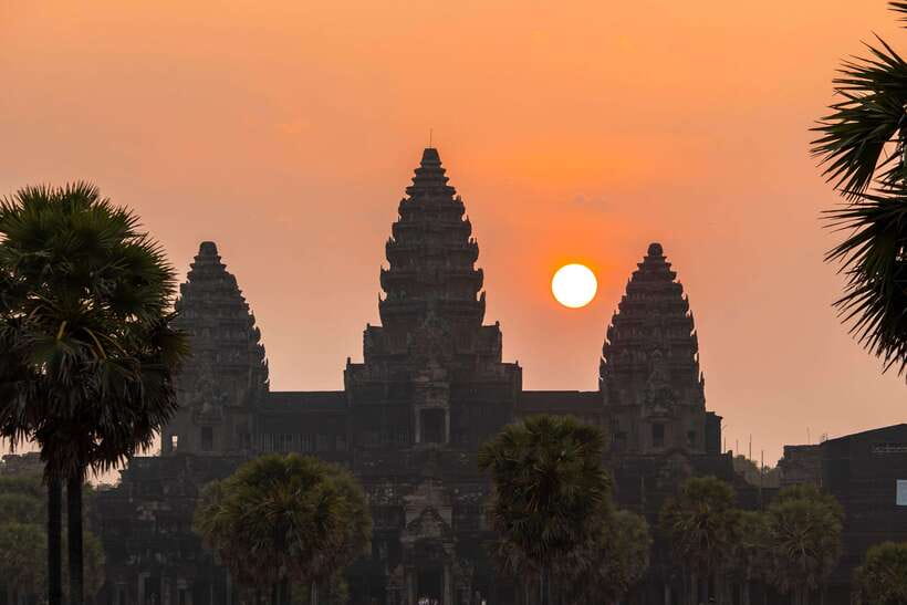 Siem Reap: Angkor Sunrise Private Tour - World Heritage Site - What the $84 price really covers