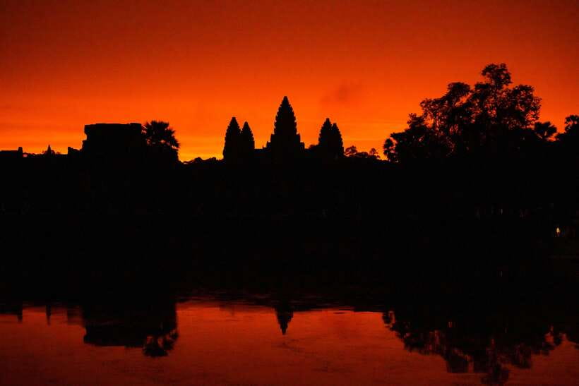 Siem Reap: Angkor Sunrise Private Tour - World Heritage Site - Angkor Thom: a monumental city rather than one temple