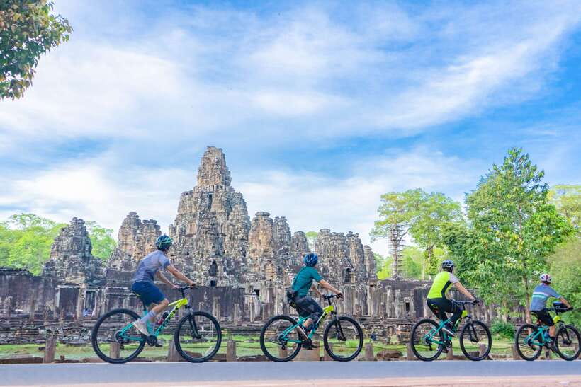 Siem Reap: Angkor Sunset Bike & Boat Tour /E-Bike Available - How hard is the cycling?