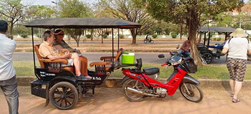 Siem Reap: Angkor Temples Tour by a Private Tuk Tuk - Bayon and the faces at Angkor Thom’s center