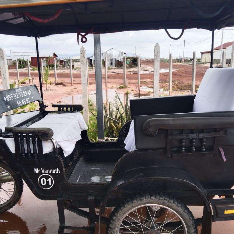 Siem Reap: Angkor Temples Tour by a Private Tuk Tuk - Lunch in the middle of the temple day