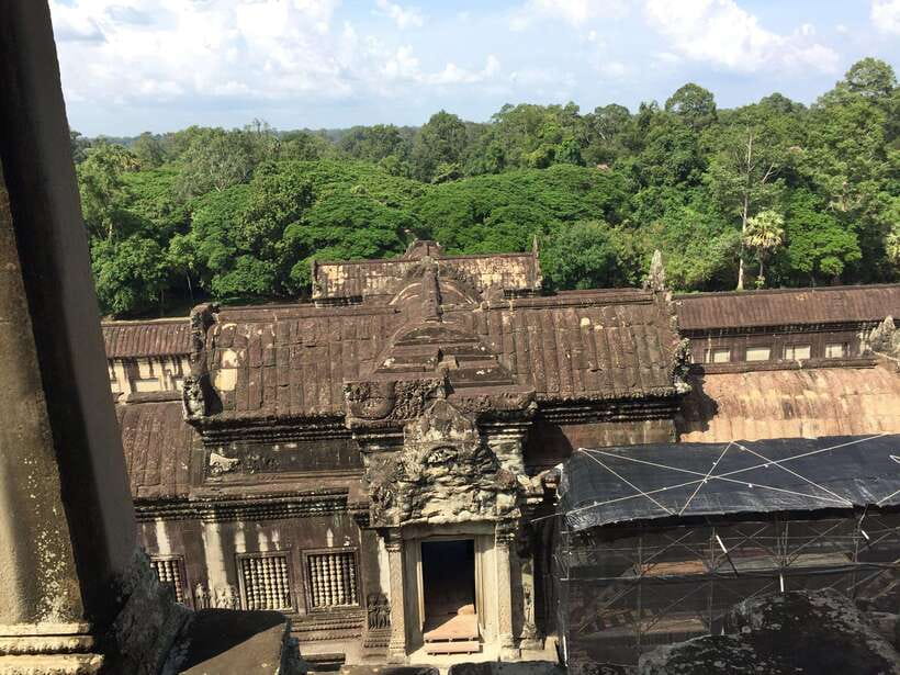 Siem Reap: Angkor Wat Half-Day Trip with Local Guide - Is $100 good value for two people?