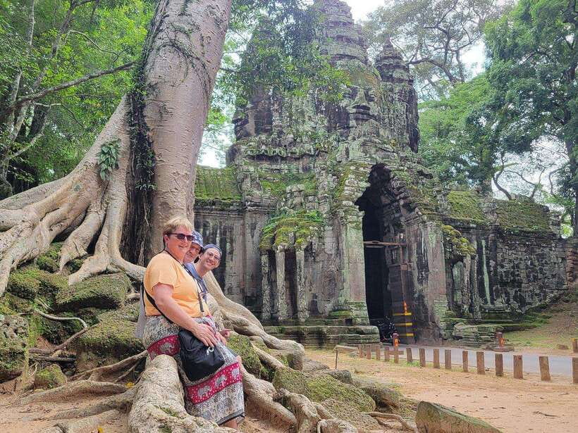 Siem Reap: Angkor Wat Private full Day Tour - Starting from Siem Reap between 7:30 and 8:00 a.m.