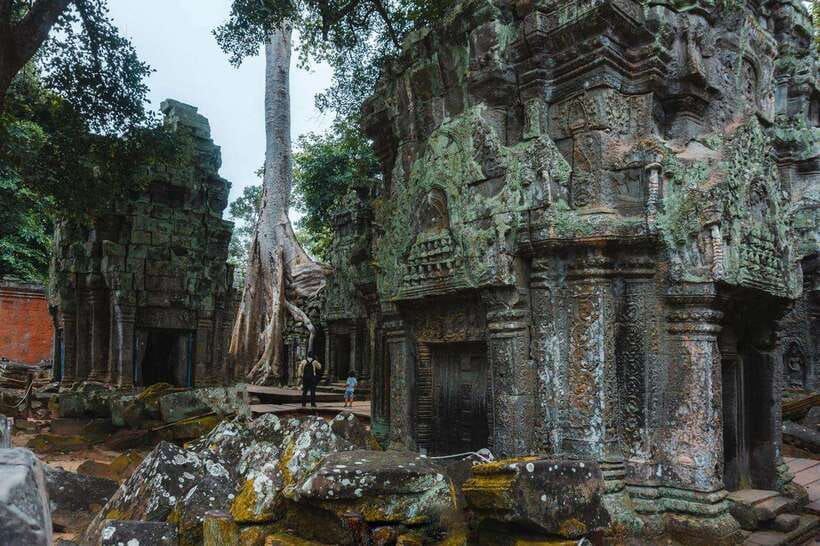 Siem Reap: Angkor Wat Small-Group Full Day Tour and Sunset - What the $32 price really covers