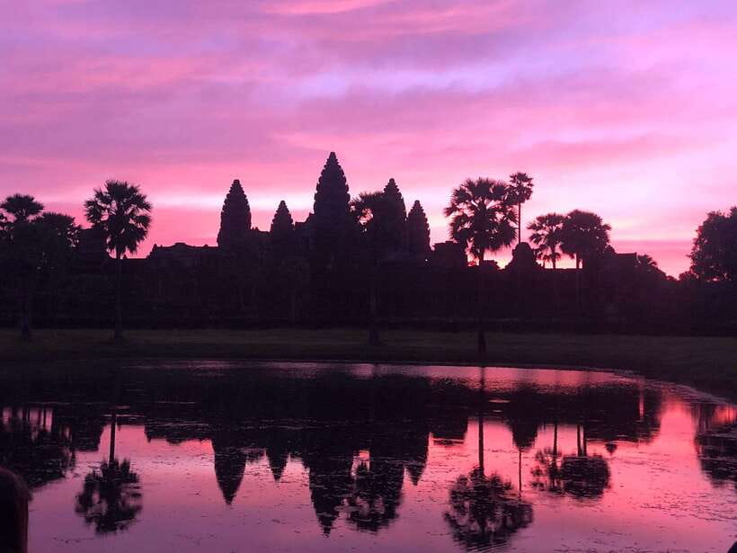 Siem Reap: Angkor Wat: Small-Group Sunrise Tour - Key points to know before you book