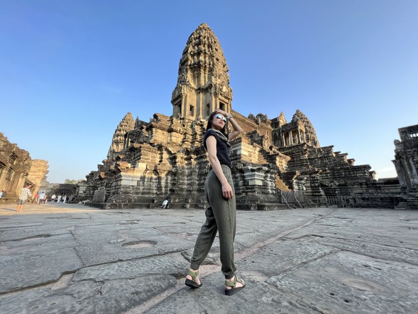 Siem Reap: Angkor Wat Small-Group Sunrise Tour & Breakfast - The guides and drivers can shape the day