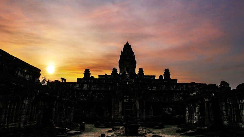 Siem Reap: Angkor Wat: Small-Group with Sunset Tour - A full day among Angkor’s essential temples