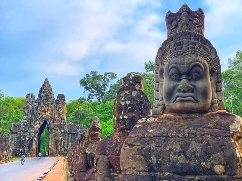 Siem Reap: Angkor Wat Sunrise for Group or Private Tours - What the guide adds to a temple-heavy morning