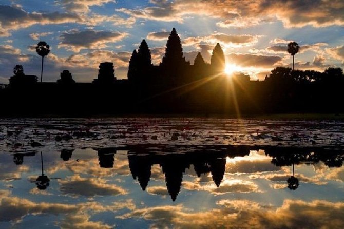 Siem Reap Angkor Wat Sunrise or Sunset Explore The Temples +Guide - Key points at a glance