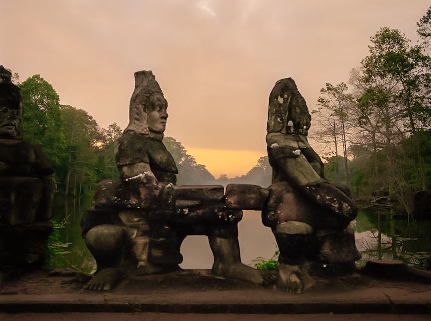 Siem Reap: Angkor Wat Sunrise or Sunset Guided Tour - Climbing Ta Keo before the ride home