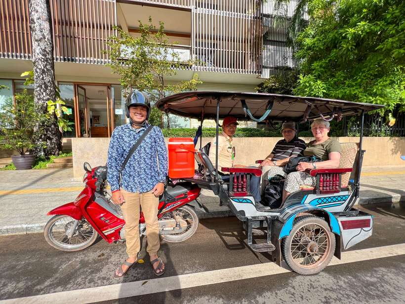 Siem Reap: Angkor Wat Sunrise Tour via Tuk Tuk & Breakfast - A local market finish in Siem Reap